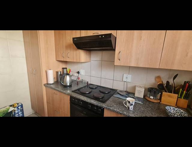 1 BEDROOM APARTMENT FOR SALE IN BEDFORD GARDENS
